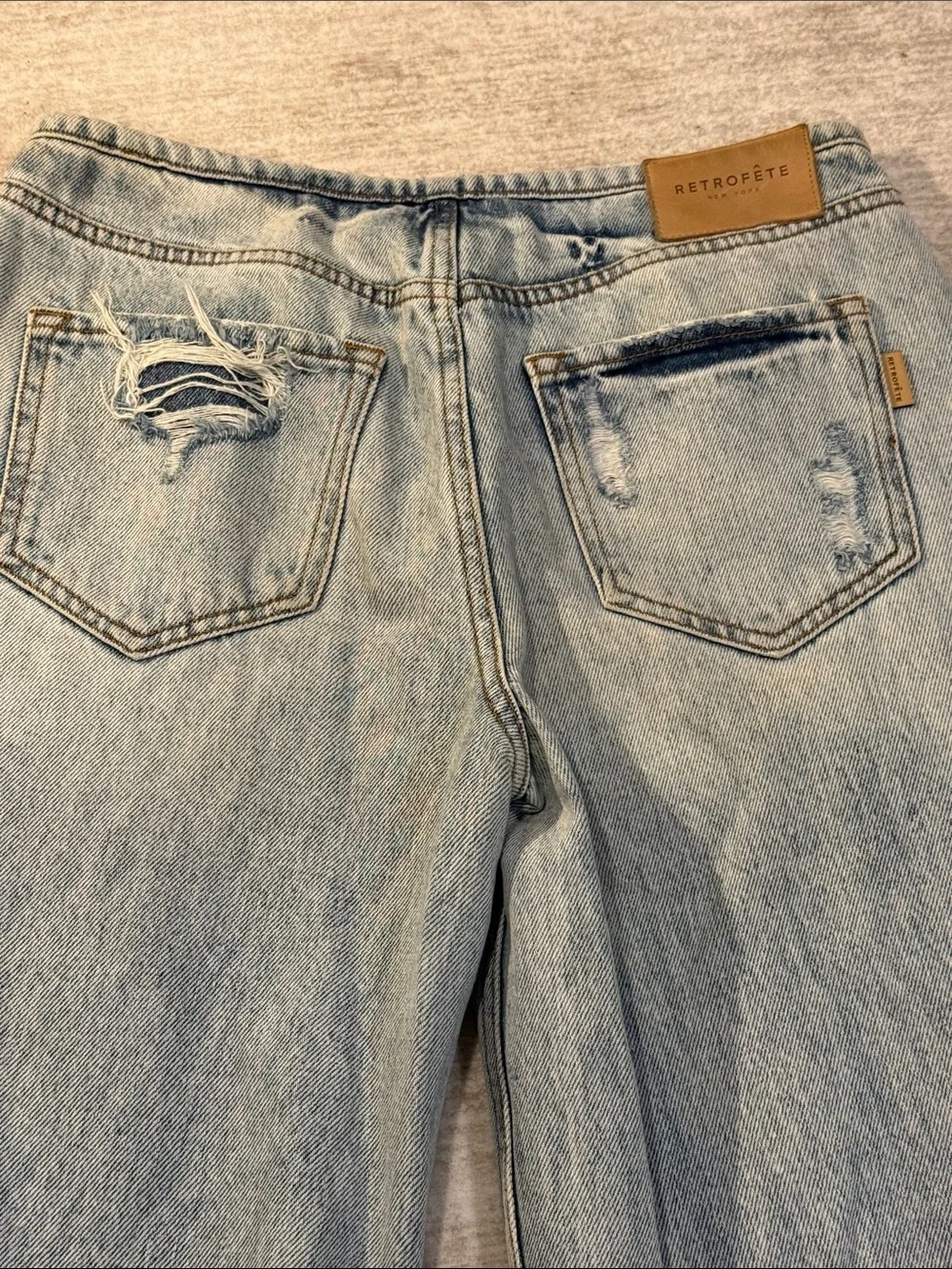 Retrofete Light Wash Distressed Wide Leg Jeans size 26 - Picture 8 of 12